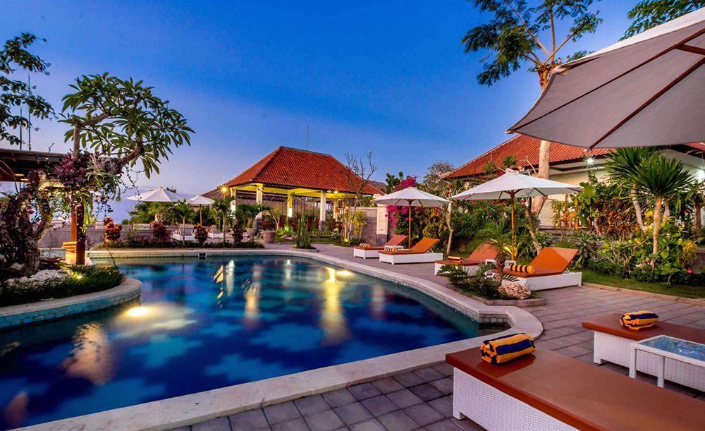 Padma Kumala Hotel Нуса Лембонган Екстериор снимка