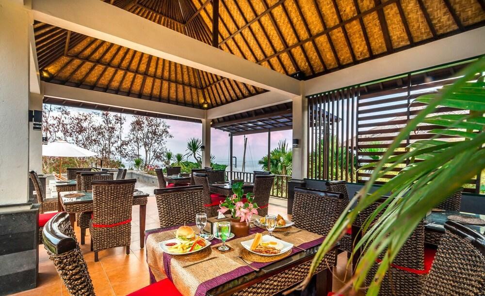 Padma Kumala Hotel Нуса Лембонган Екстериор снимка